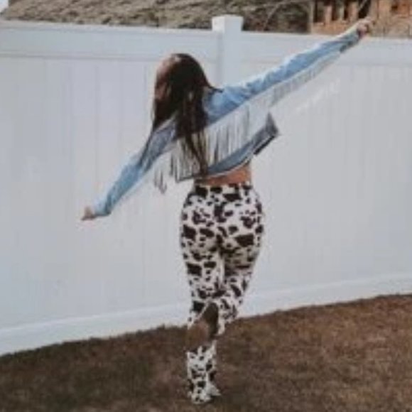 Boho  Button Front Crop Raw Hem Denim Jacket - Picture 4 of 10